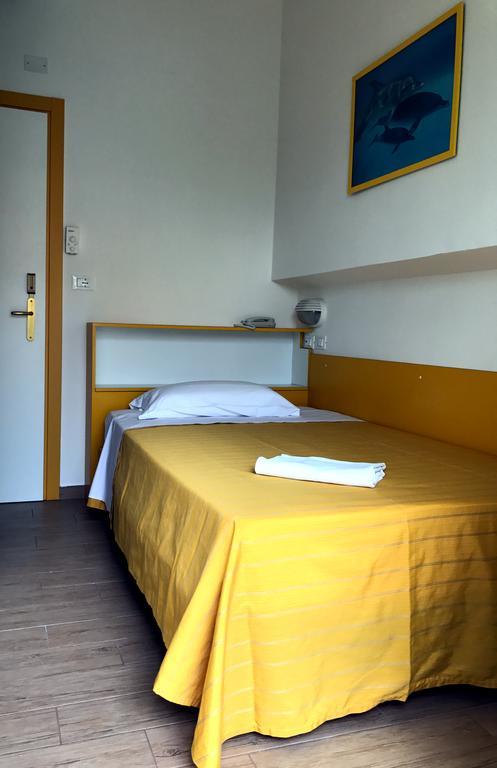 Hotel Vienna 西尼加利亚 外观 照片